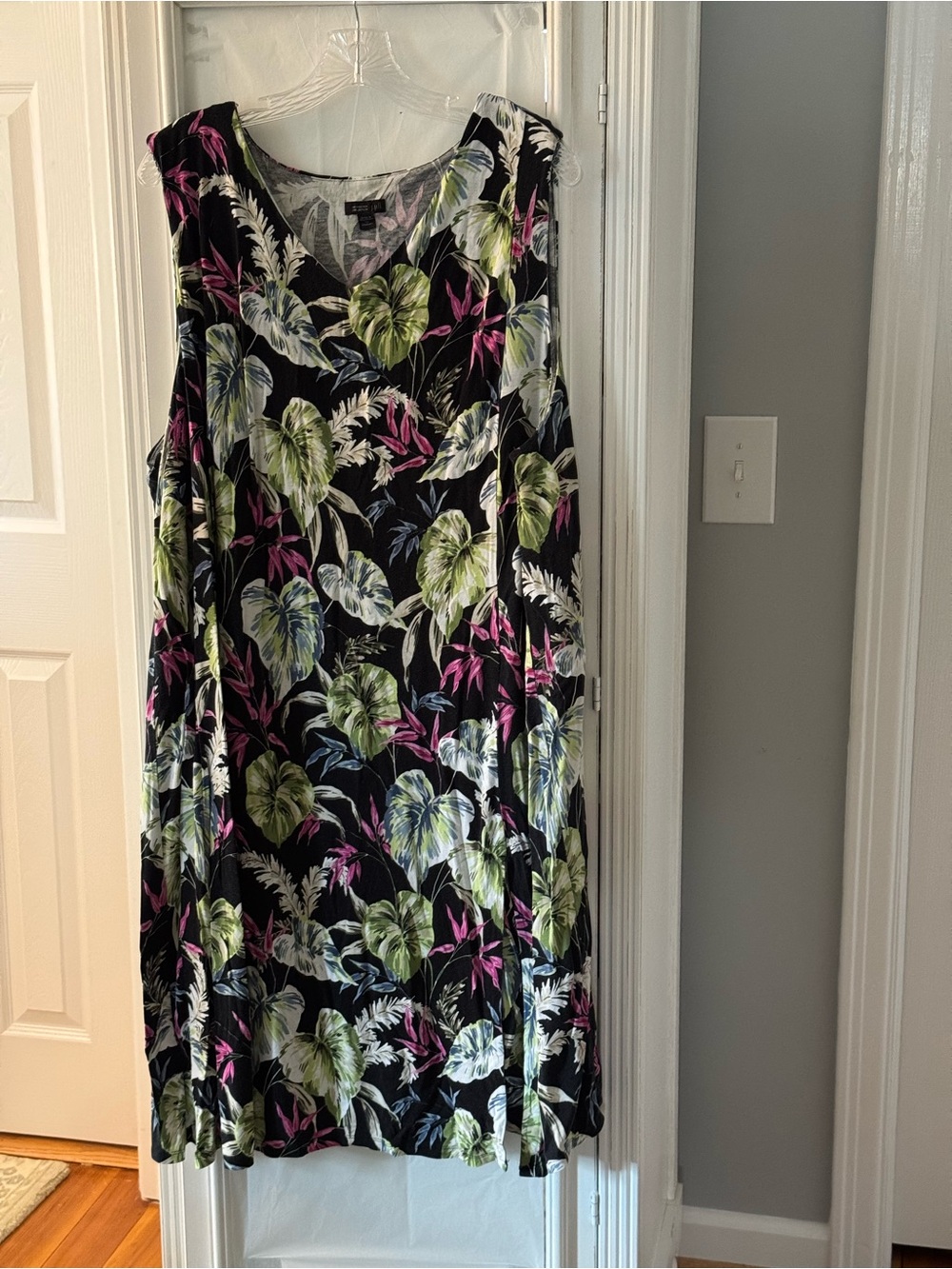 J. Jill Wearever Jersey Stretch Black Tropical Leaf V-Neck Midi Dress Size 3X